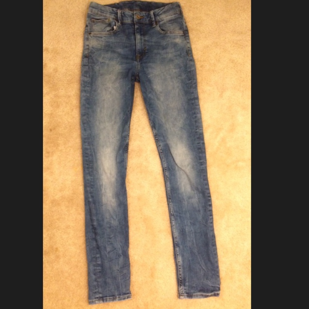 H&M Youth Boys LOT OF 4 items!!! Jeans and tops.